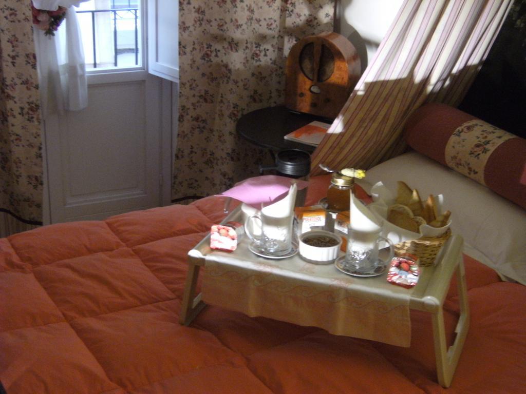 كالياري Elizabeth B&B الغرفة الصورة